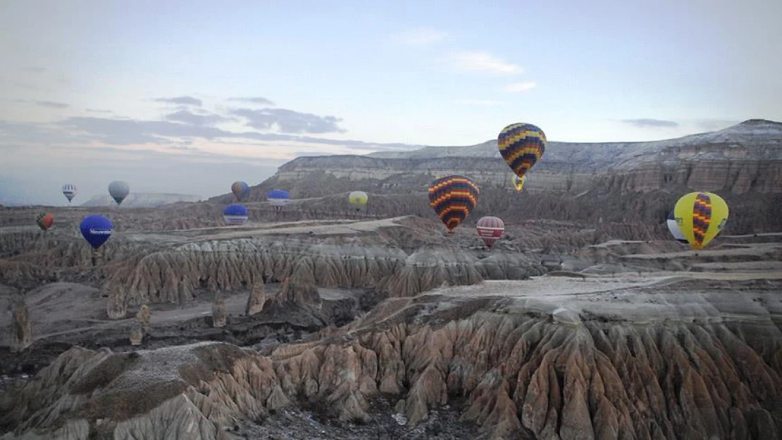 Balonlar 2015'i 'sönük' geçirdi