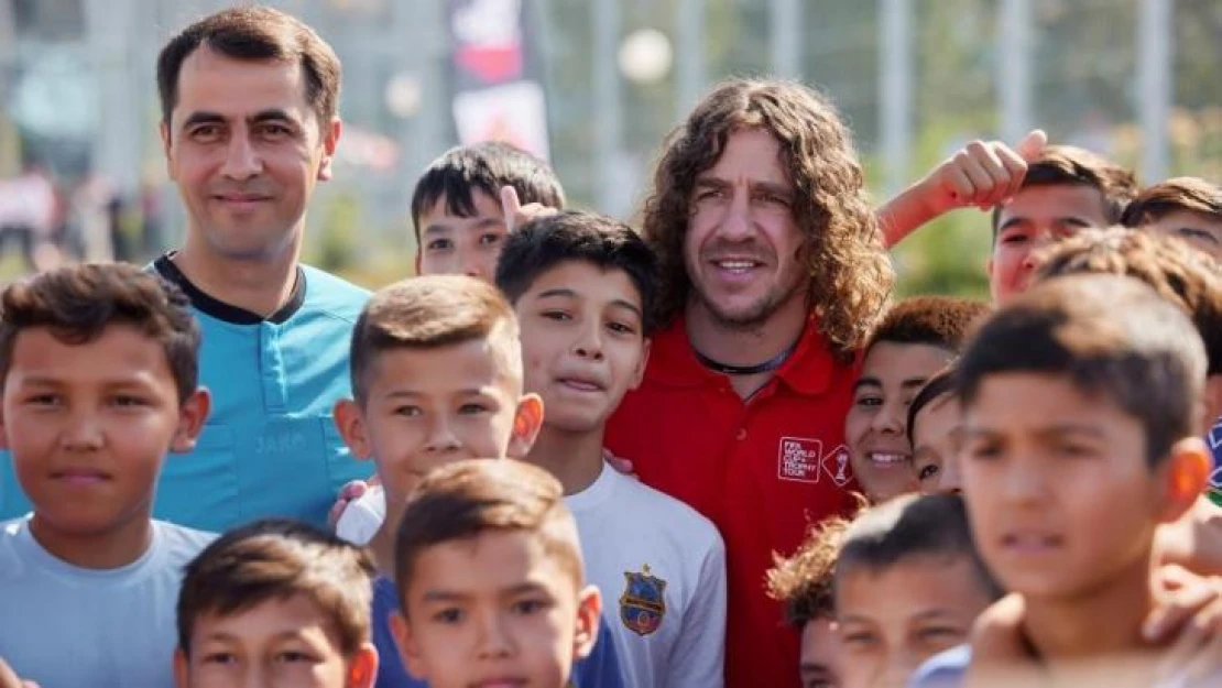 Barcelona'nın efsane kaptanlarından Puyol: 'Türkiye'de futbolun ne kadar tutkulu bir şekilde takip edildiğini biliyorum'