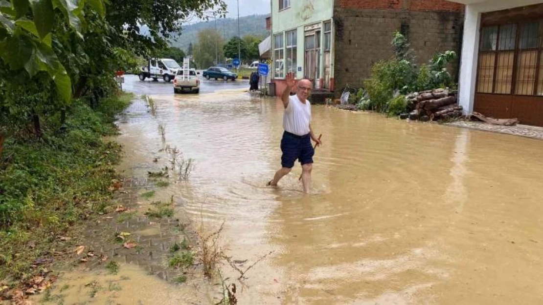 Bartın'da yağış sonrası sel meydana geldi