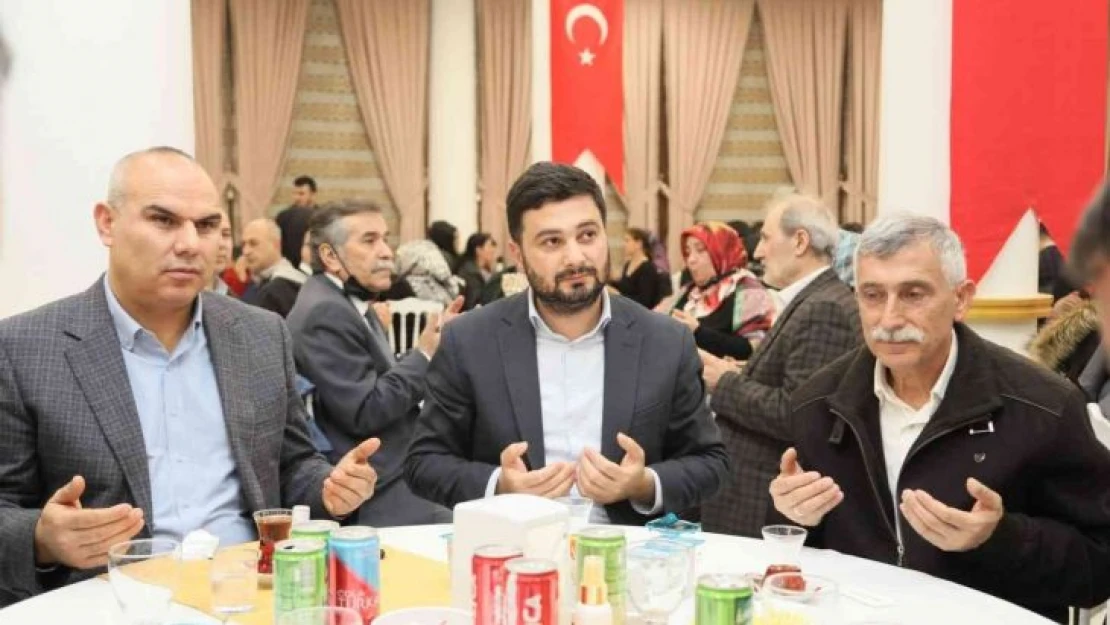 Başkan Öztekin, şehit yakınları ve gazilerle iftar yaptı