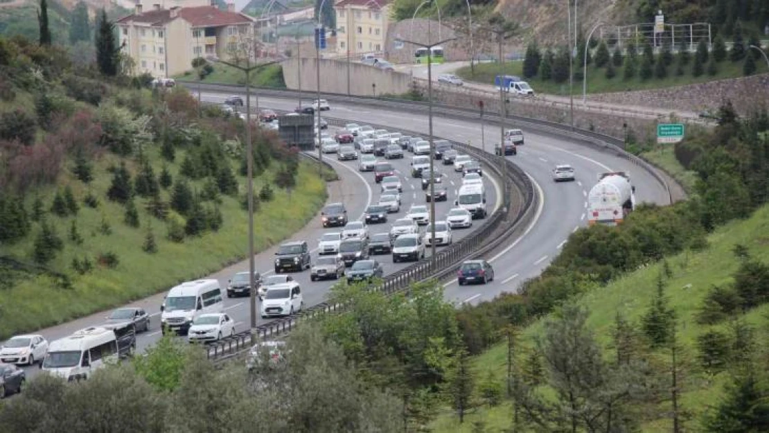 Bayram dönüşü TEM'de yoğunluk