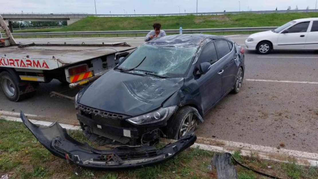 Bayram ziyaretine giderken kaza yaptılar: 3 yaralı