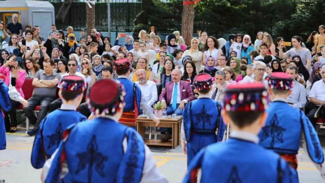 Bayrampaşa'da karne heyecanı