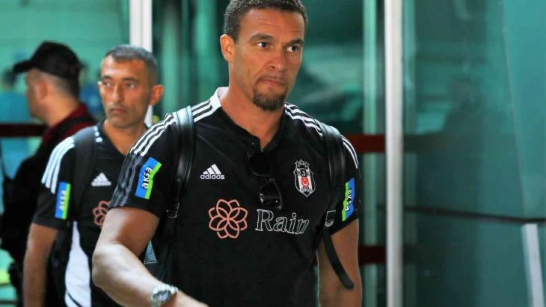 Beşiktaş kafilesini taşıyan uçak Başkent'e indi