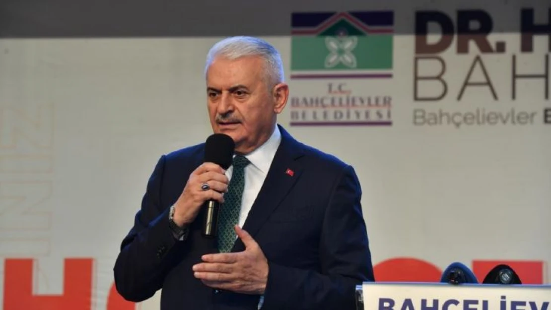 Binali Yıldırım: 'Yolları böleriz, Türkiye'yi böldürtmeyiz'