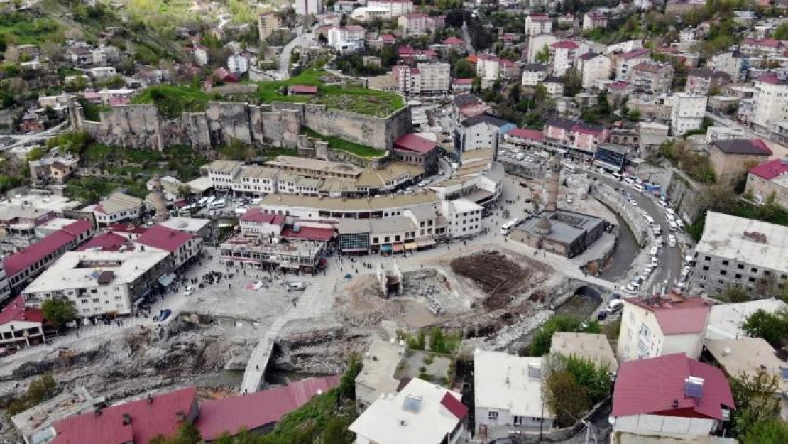 Bitlis'in tarihi yapıları tek tek gün yüzüne çıkarılıyor