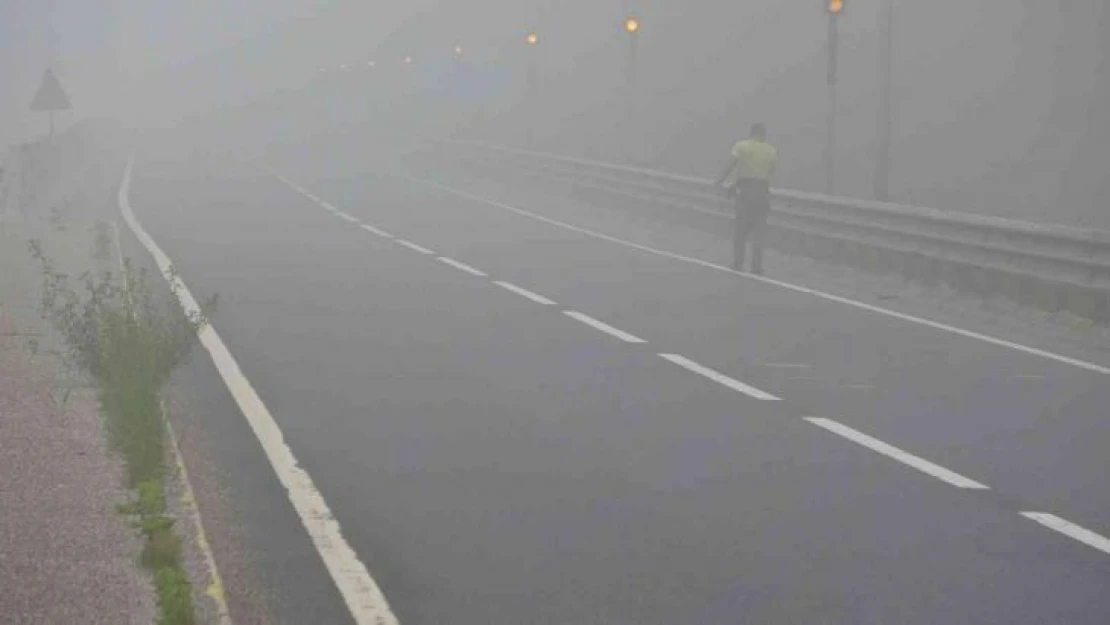 Bolu Dağı'nda yoğun sis etkili oluyor