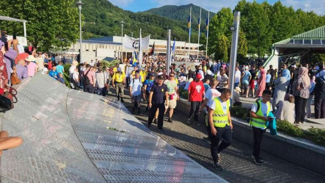 Bosna Hersek'te Barış Yürüyüşü sona erdi