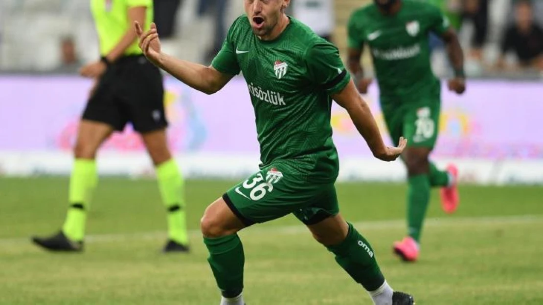 Burak Altıparmak, Bursaspor'a veda etti