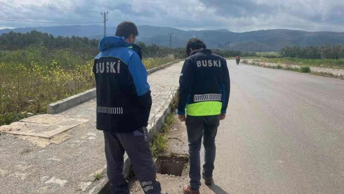 Bursa'da hırsızlar tehlike saçtı...Bir gecede 12 rögar kapağını çaldılar