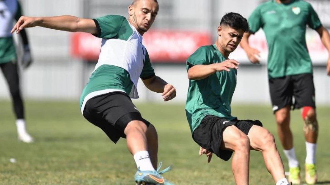 Bursaspor'da yeni sezon hazırlıkları sürüyor