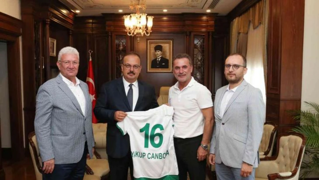 Bursaspor'dan, Vali Yakup Canbolat'a ziyaret