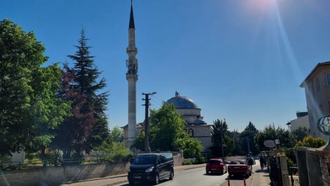 Cami kubbesinde ölümüne tadilat