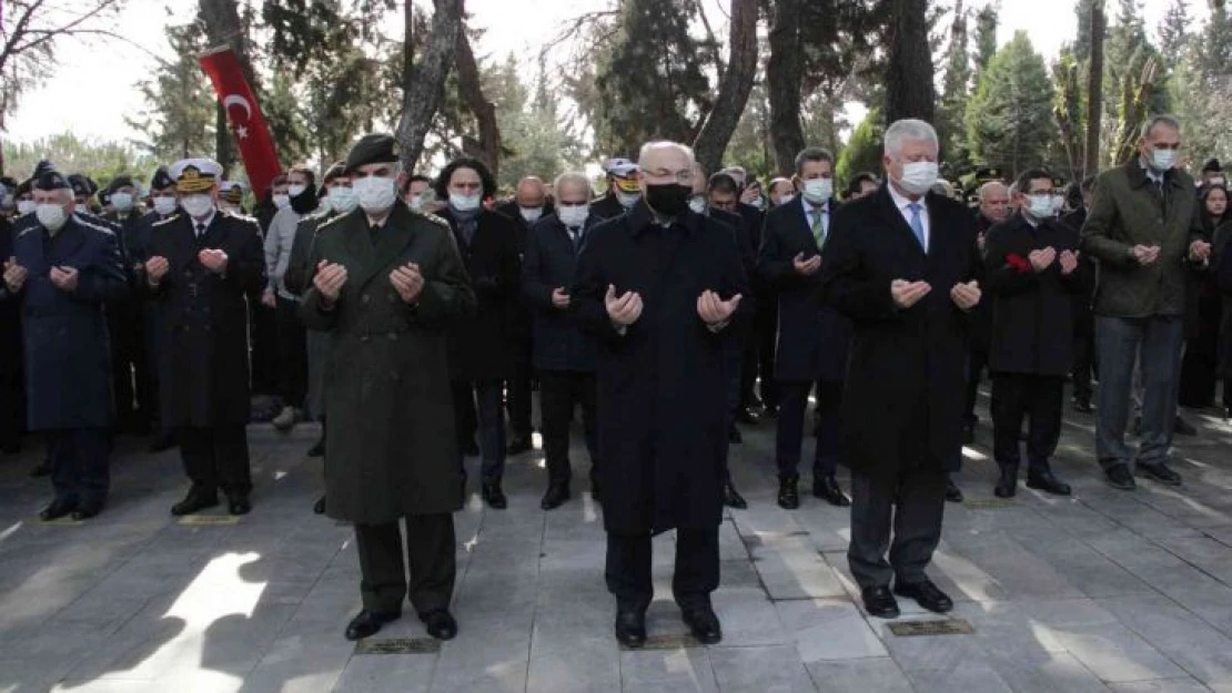 Çanakkale şehitleri İzmir'de anıldı