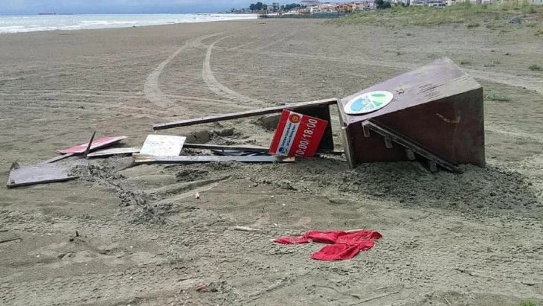 Cankurtaran kulesi tahrip edildi, bölge halkı tepki gösterdi