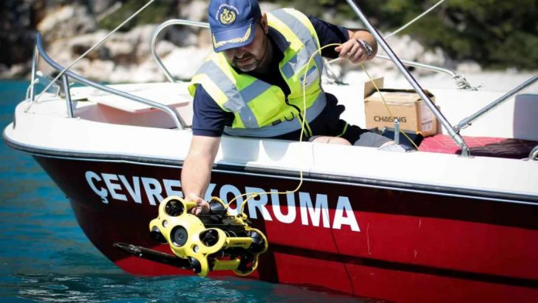 Caretta Carettalara ölüm saçan hayalet ağlar, sualtı robotuyla temizleniyor