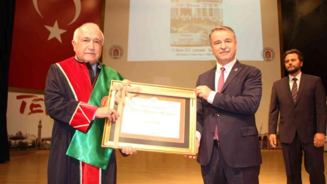 Cemil Çiçek: 'Toplumumuzda tenkit çok, takdir az'