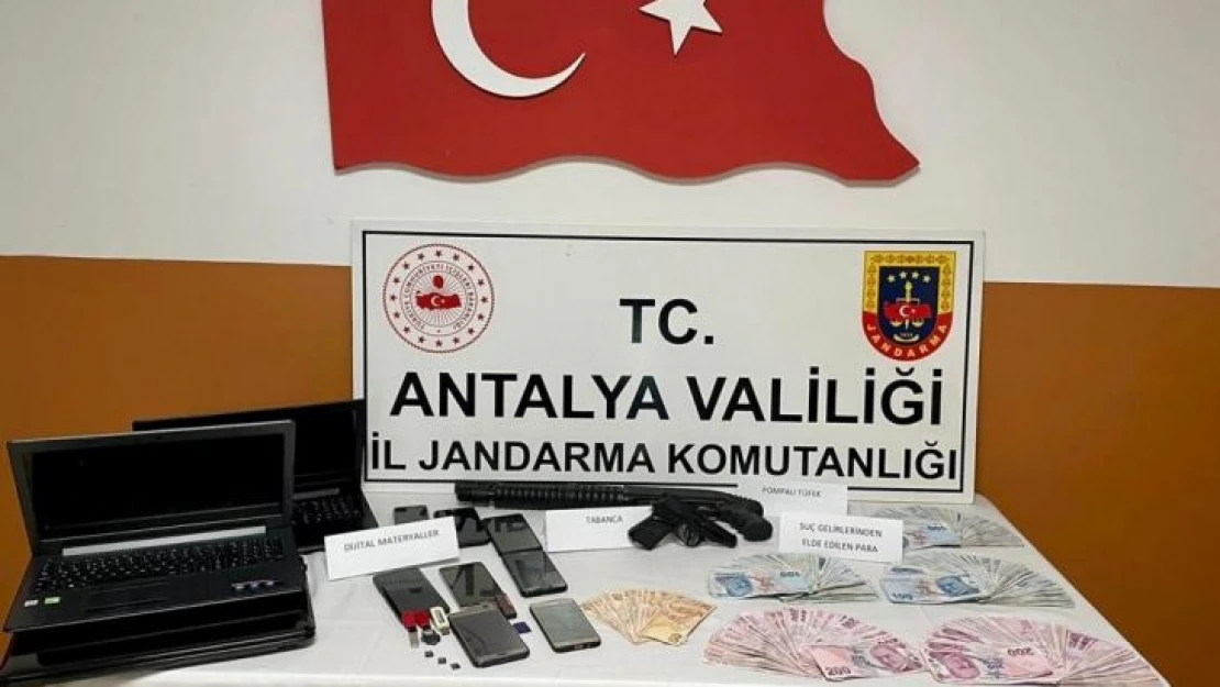 Cep telefonu satan işyerinde yasadışı bahis oynatan şüpheliler gözaltına alındı