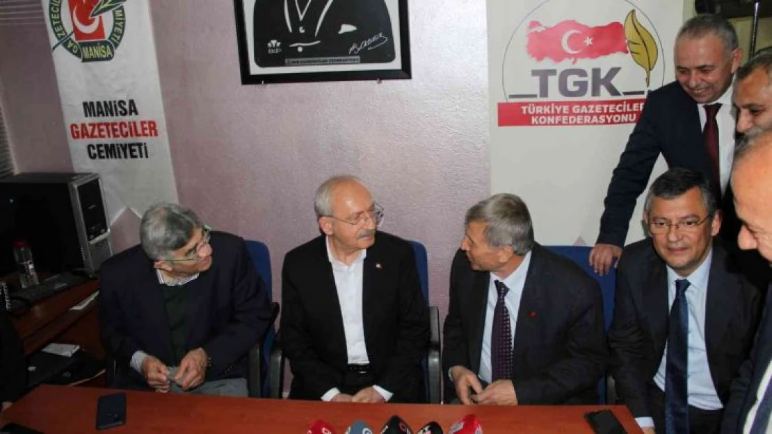 CHP Genel Başkanı Kılıçdaroğlu Manisa Gazeteciler Cemiyetini ziyaret etti