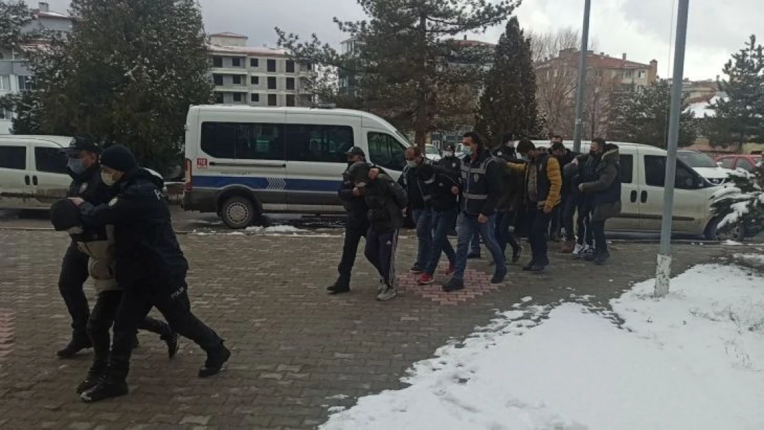 Çorum'daki kuyumcu soygunu zanlıları adliyeye sevk edildi