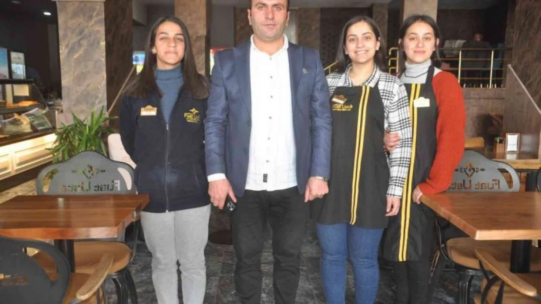 Cumhurbaşkanı Erdoğan'ın ziyaret ettiği baklavacı: 'Heyecanı hala üzerimizden atamadık'