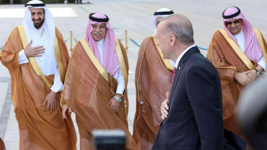 Cumhurbaşkanı Erdoğan, Suudi Arabistan Veliaht Prensi Selman'ı resmi törenle karşıladı