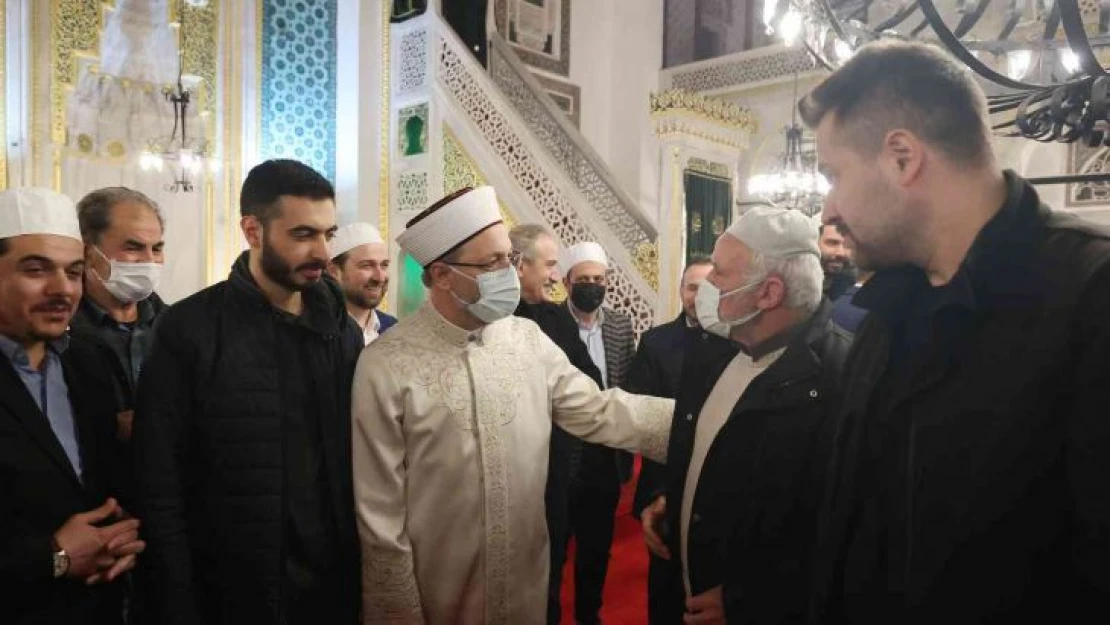 Diyanet İşleri Başkanı Erbaş: 'Teravih, Ramazan ayına has bir namazdır'