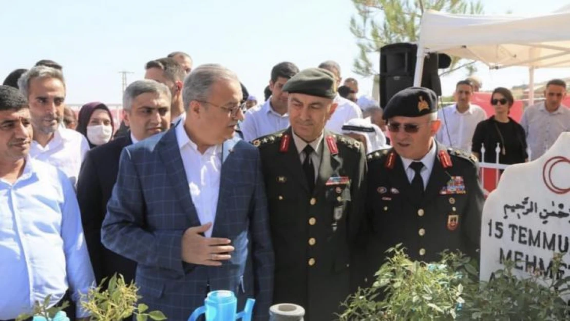 Diyarbakır'da 15 Temmuz şehidi kabri başında anıldı