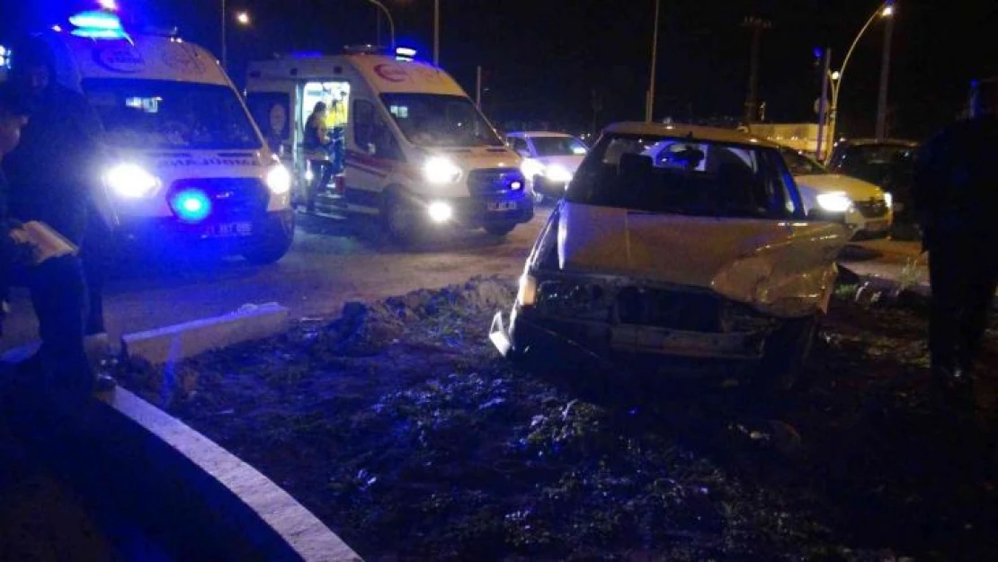 Diyarbakır'da trafik kazası: 3 yaralı