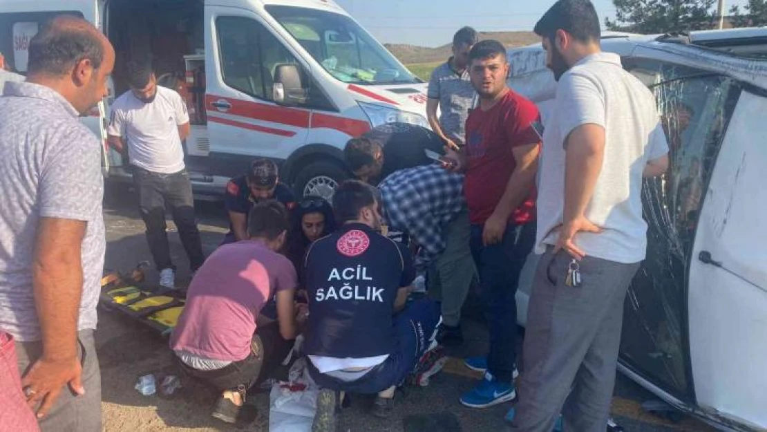 Diyarbakır'da trafik kazası: 3 yaralı