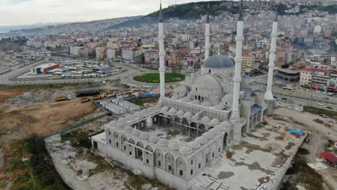 Doğu Karadeniz'in en büyük cami ve külliyesinin yapımında sona yaklaşılıyor