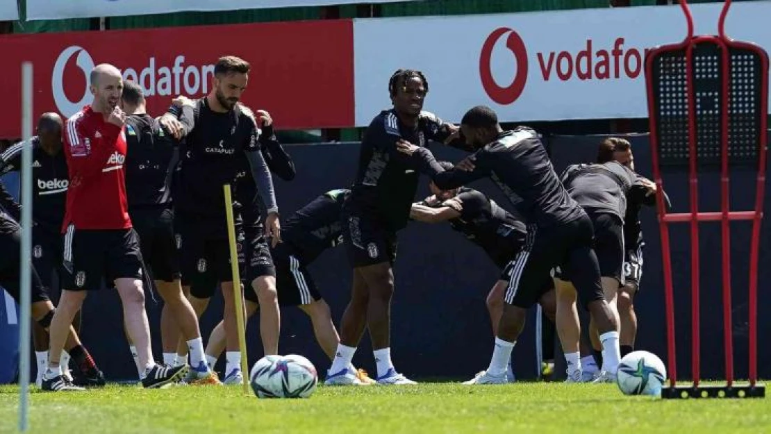 Domagoj Vida, takımla birlikte çalıştı