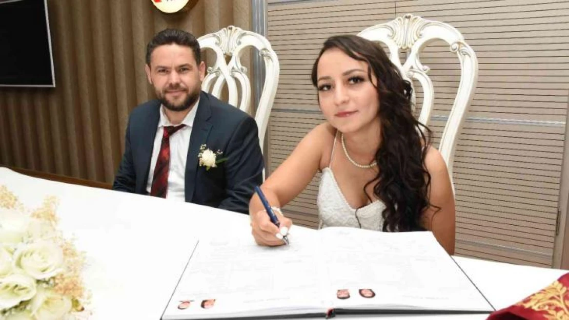 Dünyaevine girmeye hazırlanan çiftler nikah için Düzce'yi tercih ediyor