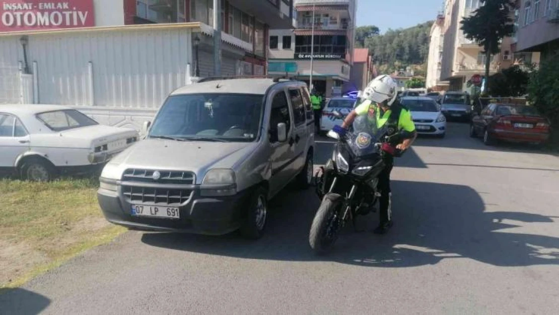 Dur ihtarına uymayan alkollü sürücü adayı 'Şahin' ekibinden kurtulamadı