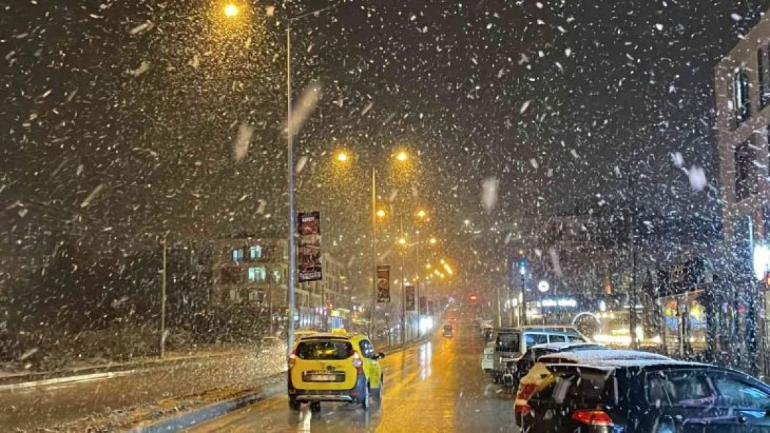 Düzce'de kar yağışı başladı