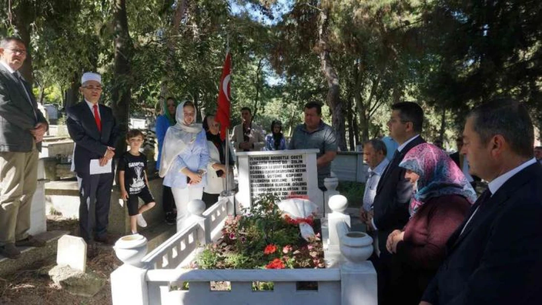 Edirne'de şehit kabirleri ziyaret edildi