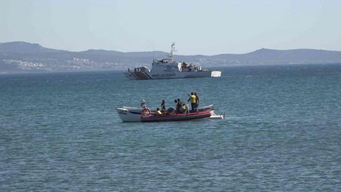 Edremit Körfezi'nde kayıp kişilerin aranması çalışmalarına 24 saat aralıksız devam ediliyor