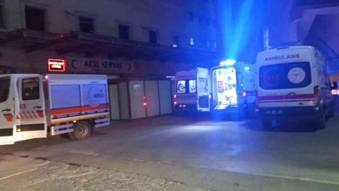 Ekipler ağaçlık alana düşen paraşütçü kadını kurtarmak için seferber oldu