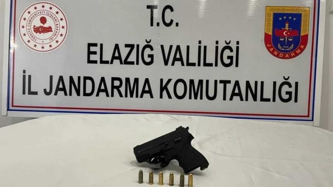 Elazığ'da gerçek silaha dönüştürülen tabanca yakalandı