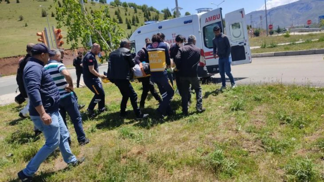 Elazığ'da trafik kazası: 5 yaralı