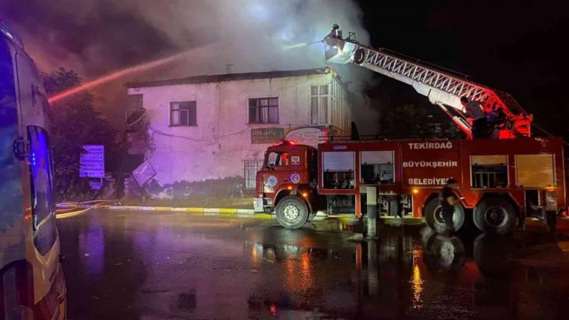 Elektrik panosundaki şase yangına neden oldu