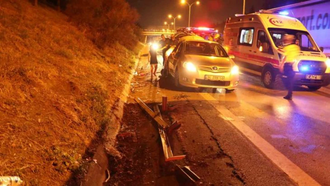 Emniyet şeridinin olmadığı yerde lastiğini kontrol etmek için durunca kazaya sebep oldu