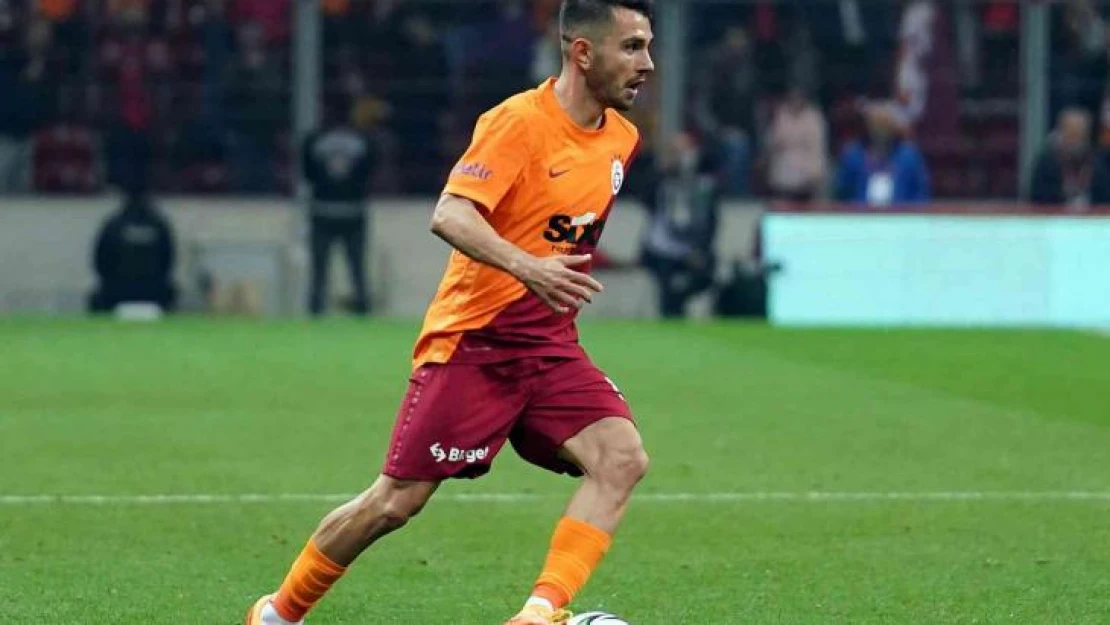 Emre Kılınç, Başakşehir maçında cezalı