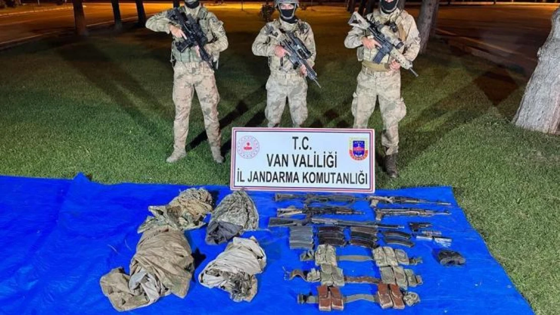 EREN ABLUKA-35 Operasyonunda teröristlere ait silah ve doküman ele geçirildi