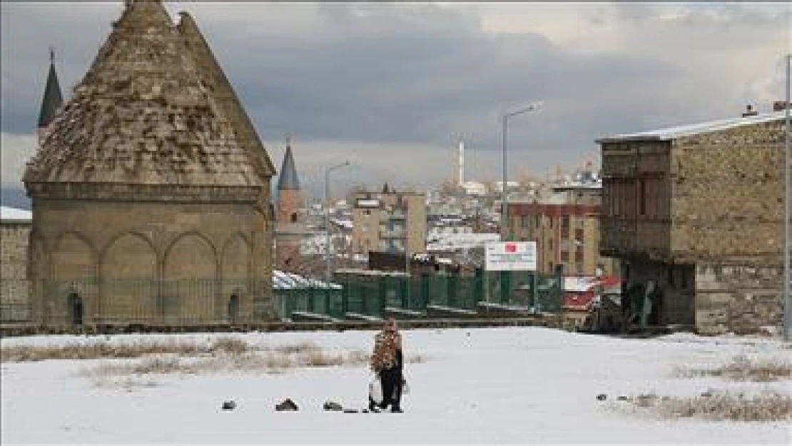 Erzurum'un tarihi eserleri gün yüzüne çıkartıldı