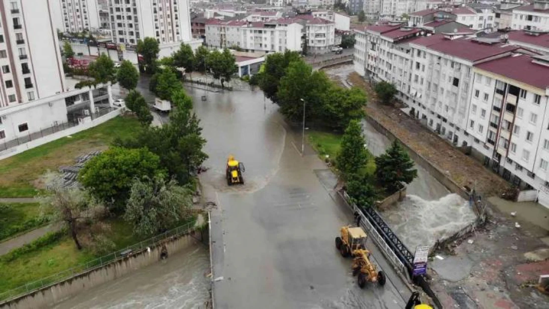 Esenyurt'ta sel bölgesi böyle görüntülendi