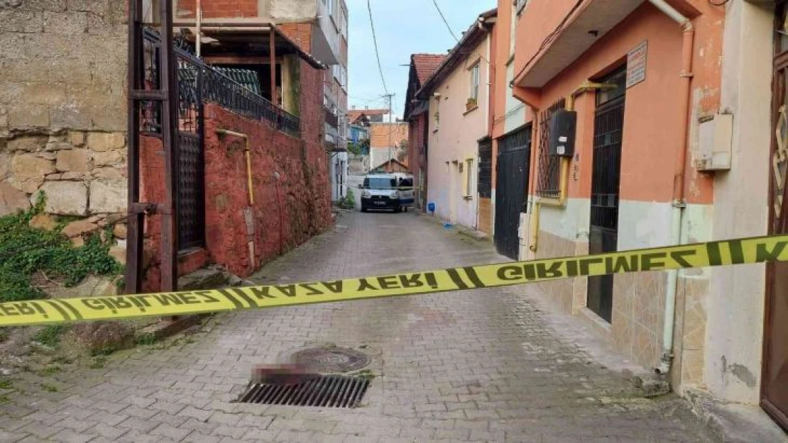 Eşini öldürdükten sonra çocuğunu alarak kaçmıştı Sakarya'da yakalandı