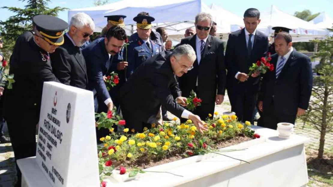 Eskişehirli 15 Temmuz şehidi kabri başında anıldı