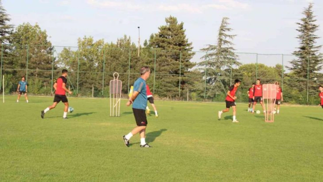 Eskişehirspor yeni sezonda da genç futbolcular ile mücadele edecek