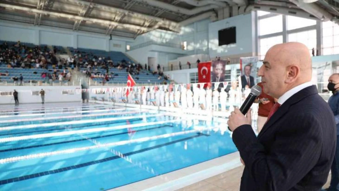 Etlik Olimpik Yüzme Havuzu ve Spor Merkezi'nin bakım ve onarımı yapıldı